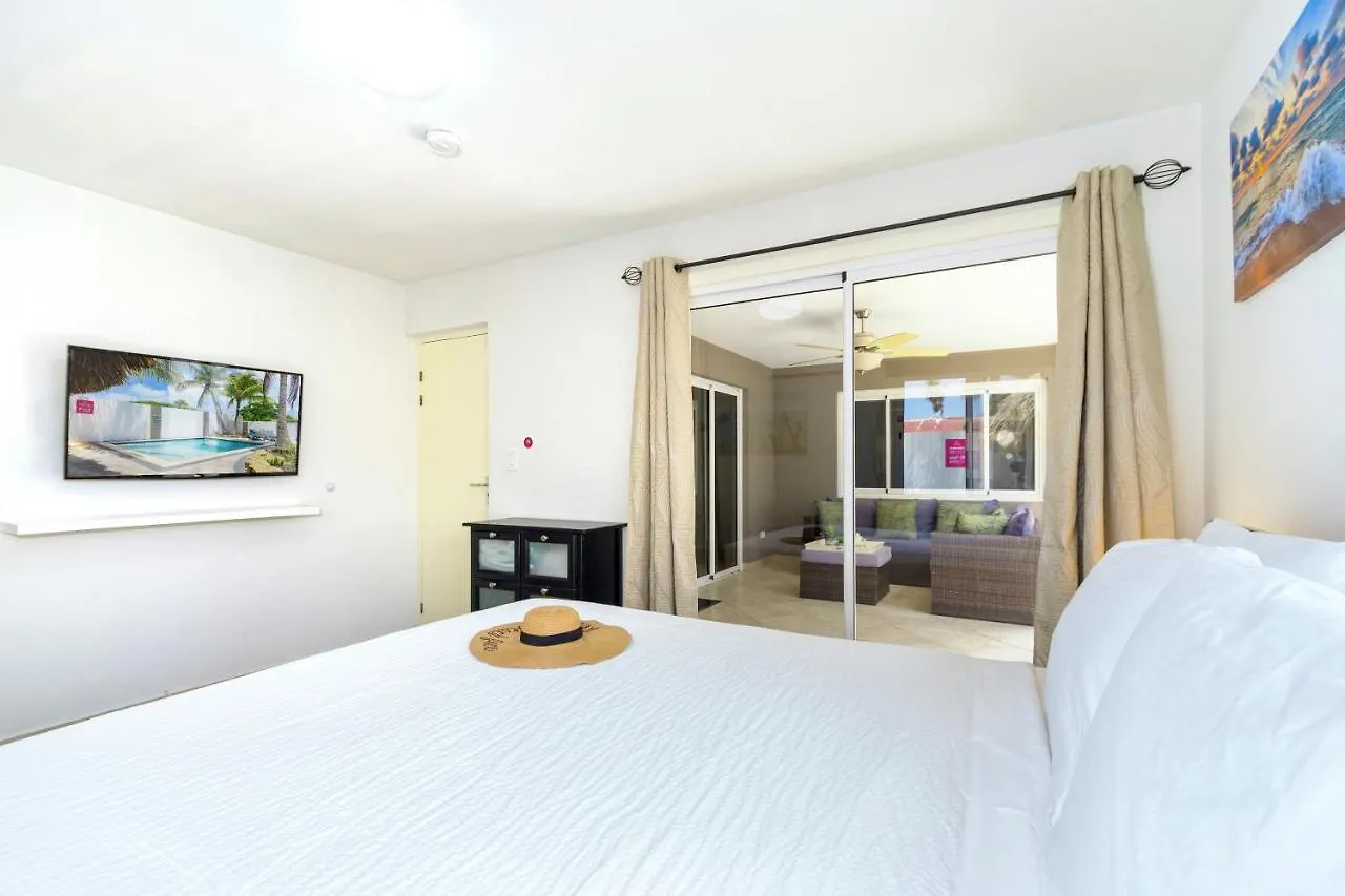 Villa Washington 49-R Palm Beach 0*,  Aruba